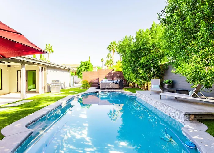 Luxury Retreat With Heated Pool, Hot Tub, Fire Pit & Game & Sleeps 12 *